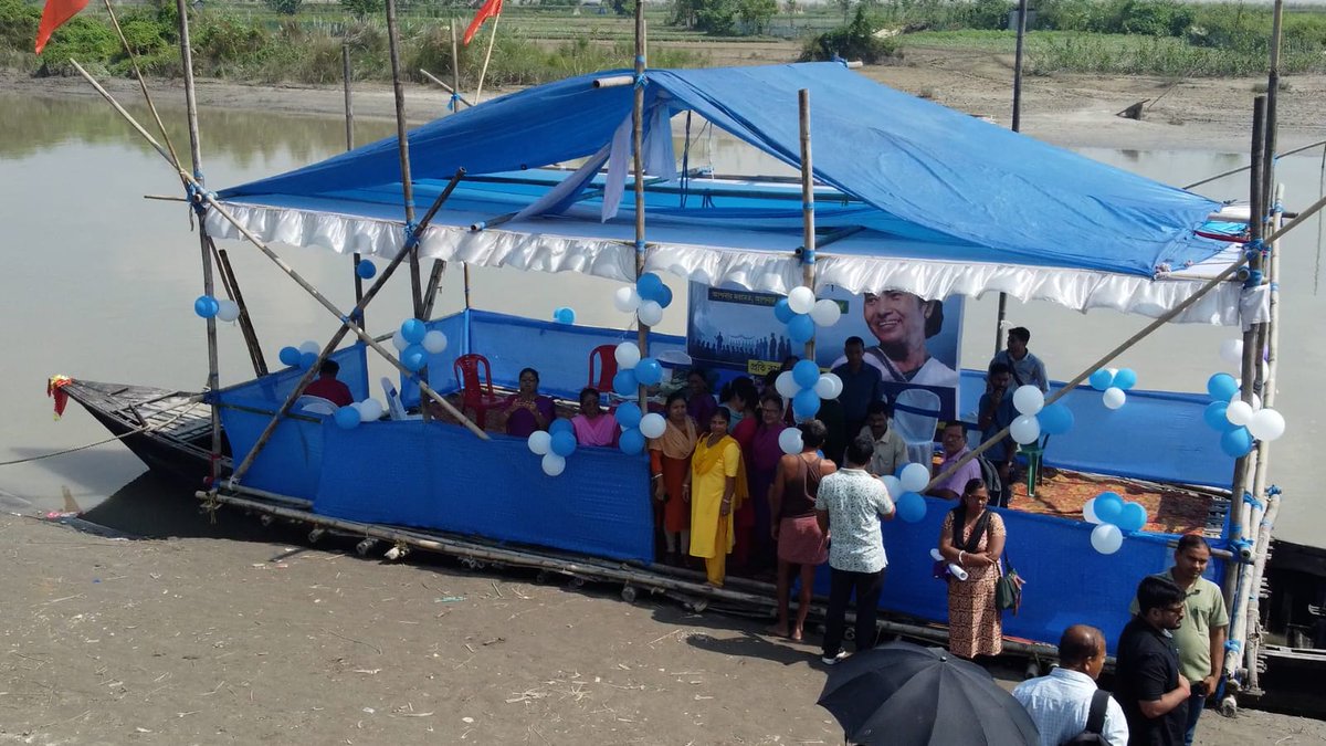 APAS camp was successfully organised at Chit Baralaukuthi,an isolated village under Bhanukumari I GP Officials from Tufanganj II Block were transported by boat to conduct the camp,overcoming significant logistical challenges. <a href="/DMCoochbehar/">DM CoochBehar</a> <a href="/sdotufanganj/">SDO Tufanganj</a> <a href="/DuareSarkar/">Duare Sarkar</a> <a href="/egiye_bangla/">Egiye Bangla</a>