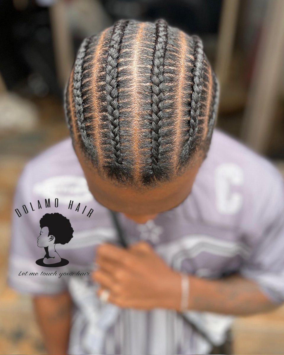 Dolamo_____'s tweet photo. Stitch Cornrows at Dolamo Hair 💈

(To book an appointment text us on WhatsApp ) 0714419985
_______________________________________

Location 📍 
82 meikie tsiane street . 
Dolamo Hair Far East Bank (Google maps,Taxify &amp; Uber )
Open 9am - Close 5pm https://t.co/kPENzzGWqD