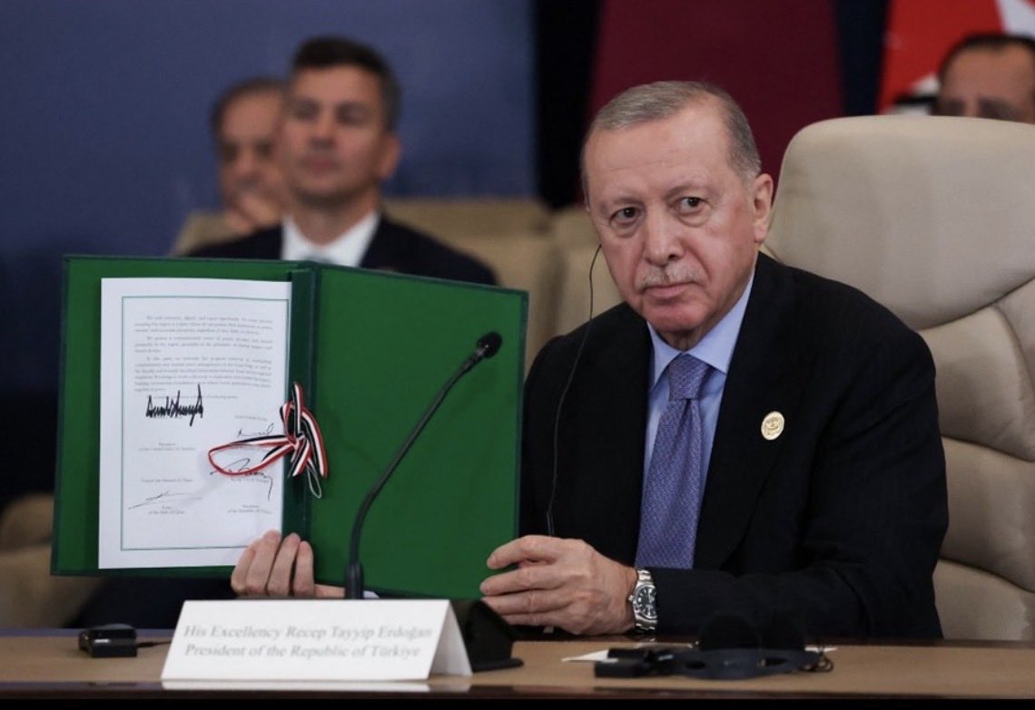 İçte %52 ile dışta ise sıfır destekle anca bu kadar, daha fazlası için gayret ettiğine eminim, şahidiz..