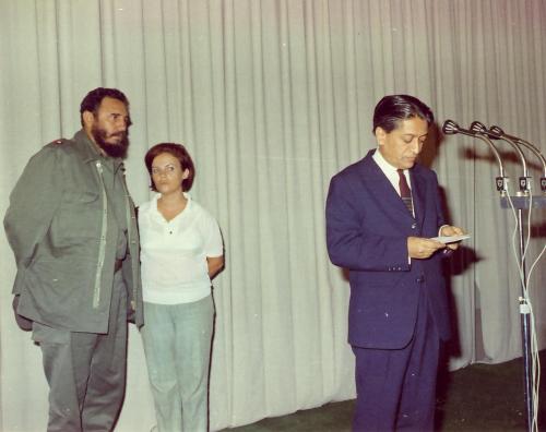 CPICM Holguín (@cpicm_hlg) on Twitter photo Un dia como hoy 13 de octubre 1972 #FidelCastro recibe la medalla "Federico Joliot Curie" otorgada por Romesh Chandra Presidente del Consejo Mundial por la Paz
#100AñosConFidel #QueipoRuiz <a href="/VelazquezZ4869/">FCMHo Mariana Grajales Cuello</a> <a href="/FlorElen2/">Flor Elen González V</a> <a href="/InfomedCuba/">InfomedCuba 🇨🇺</a> <a href="/filialmayari/">Filial de Ciencias Médicas de Mayarí</a> <a href="/dpsholguin/">Dirección General de Salud Holguín.</a> <a href="/correoccm/">CorreoCientificoMedico</a> <a href="/MINSAPCuba/">Ministerio de Salud Pública de Cuba</a> Un dia como hoy 13 de octubre 1972 #FidelCastro recibe la medalla "Federico Joliot Curie" otorgada por Romesh Chandra Presidente del Consejo Mundial por la Paz
#100AñosConFidel #QueipoRuiz <a href="/VelazquezZ4869/">FCMHo Mariana Grajales Cuello</a> <a href="/FlorElen2/">Flor Elen González V</a> <a href="/InfomedCuba/">InfomedCuba 🇨🇺</a> <a href="/filialmayari/">Filial de Ciencias Médicas de Mayarí</a> <a href="/dpsholguin/">Dirección General de Salud Holguín.</a> <a href="/correoccm/">CorreoCientificoMedico</a> <a href="/MINSAPCuba/">Ministerio de Salud Pública de Cuba</a>