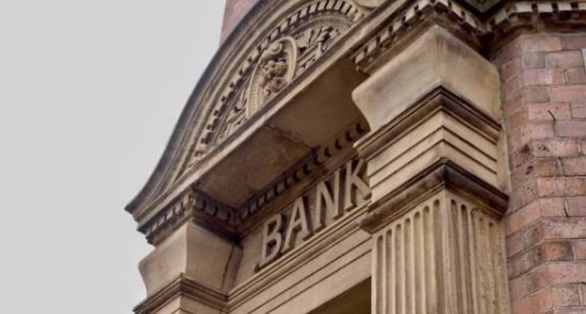 Jerrybabs9236's tweet image. The future of finance isn't a battle; it's a partnership.
The real evolution isn't about crypto vs. banks, it's about crypto + banks, building the next generation of global finance together.
That’s the future @RaylsLabs is engineering.
While most chains are built for…