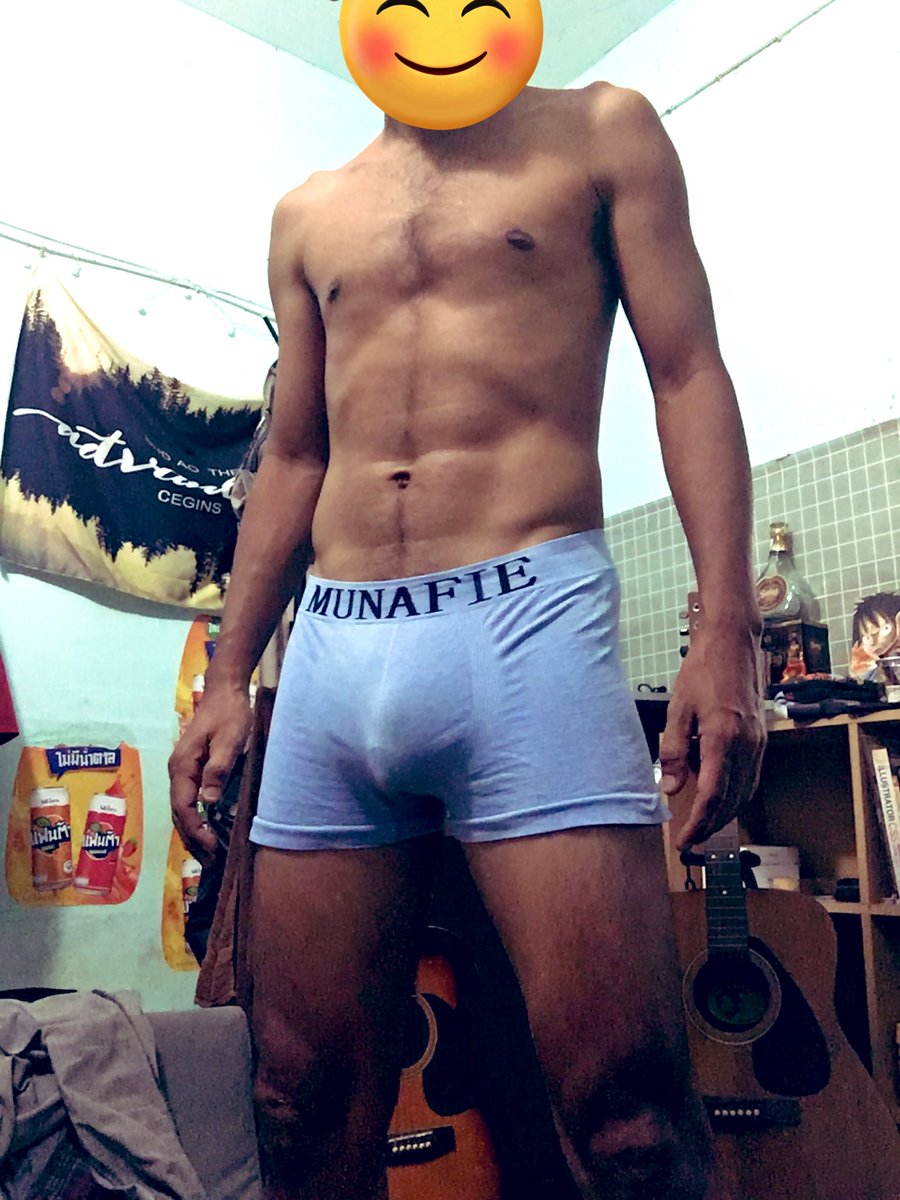 D.Trafalgra tweet media