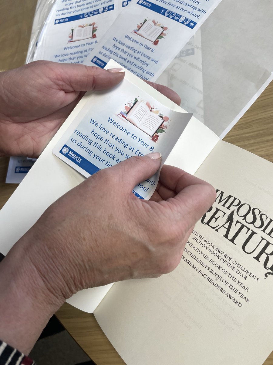 Wooooooohoooooo <a href="/Booktrust/">BookTrust</a> BookBuzz books have arrived. Bookplates in ✅ Books distributed over the week ✅ Massive excitement ✅😁