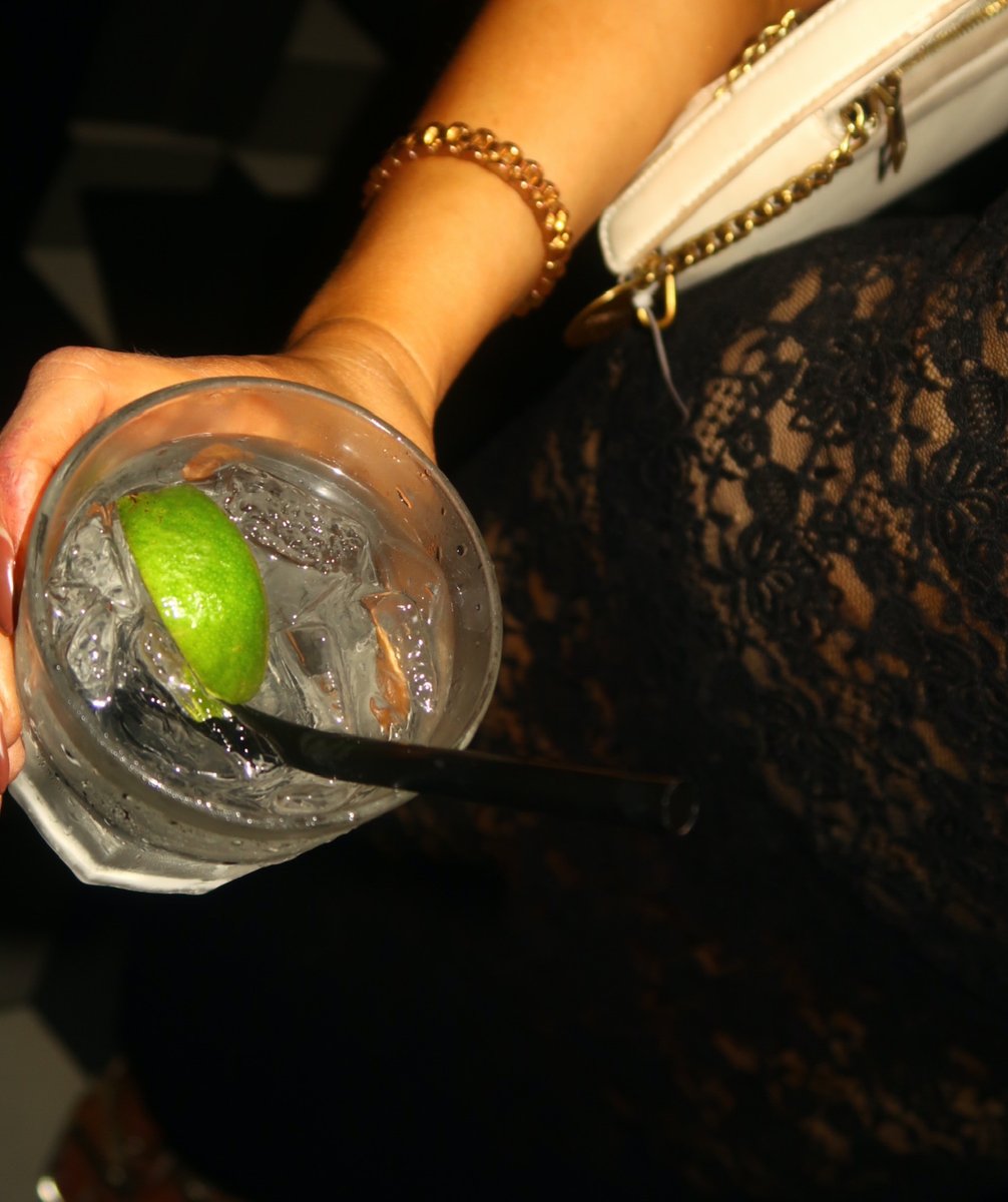 Tequila tastes better at half-price. 😉 Join us at Igby’s for half-price drafts and wells from 4pm - 7pm. Good drinks, good vibes, great deals. 💸🍻