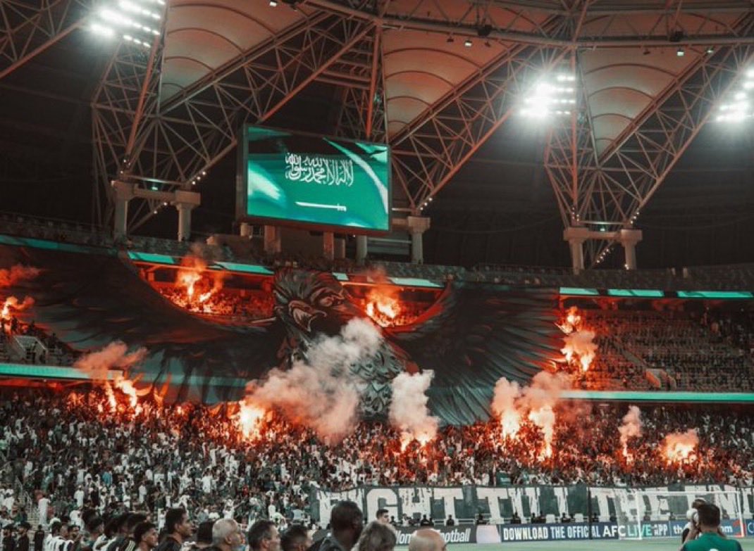 تم الانتهاء من تجهيزات مدرج المنتخب و الذي سوف يعتمد على التشجيع اللاتيني :
• رولات
• ⁠شعلات دخانية
• ⁠أعلام كبيرة و صغيرة على كامل الملعب
• ⁠توحيد اللون
كرنفال جماهيري منتظر بملعب الانماء 💚💚

<a href="/masheelnahar2/">مشعل العتيبي</a>