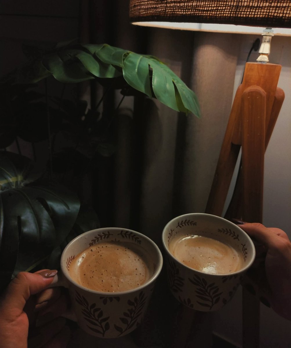 ونقعد نحكي