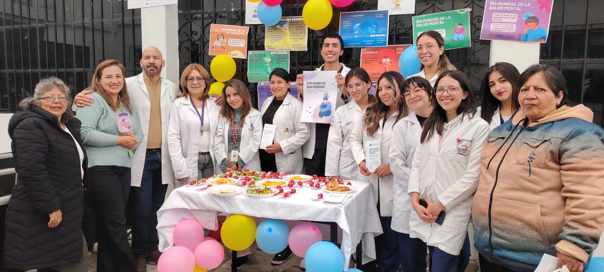 hpas_salud's tweet photo. 🧠💚 En el marco del #DíaMundialDeLaSaludMental, el Servicio de Salud Mental del Hospital Pablo Arturo Suárez realizó charlas en salas de espera 🏥.

Se habló sobre la importancia de aprender a manejar emociones 💭 y pedir ayuda cuando la necesitamos 🤝. https://t.co/b6lhruj8Pu