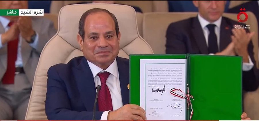 لأول مرة تعيش غزة اتفاق كهذا بكل هذه الاهمية والصخب والاهتمام 

نسأل الله سلاماً دائماً وإعماراً سريعاً وأن تكون قادم الايام تحمل عوضاً كبيراً لاهل غزة