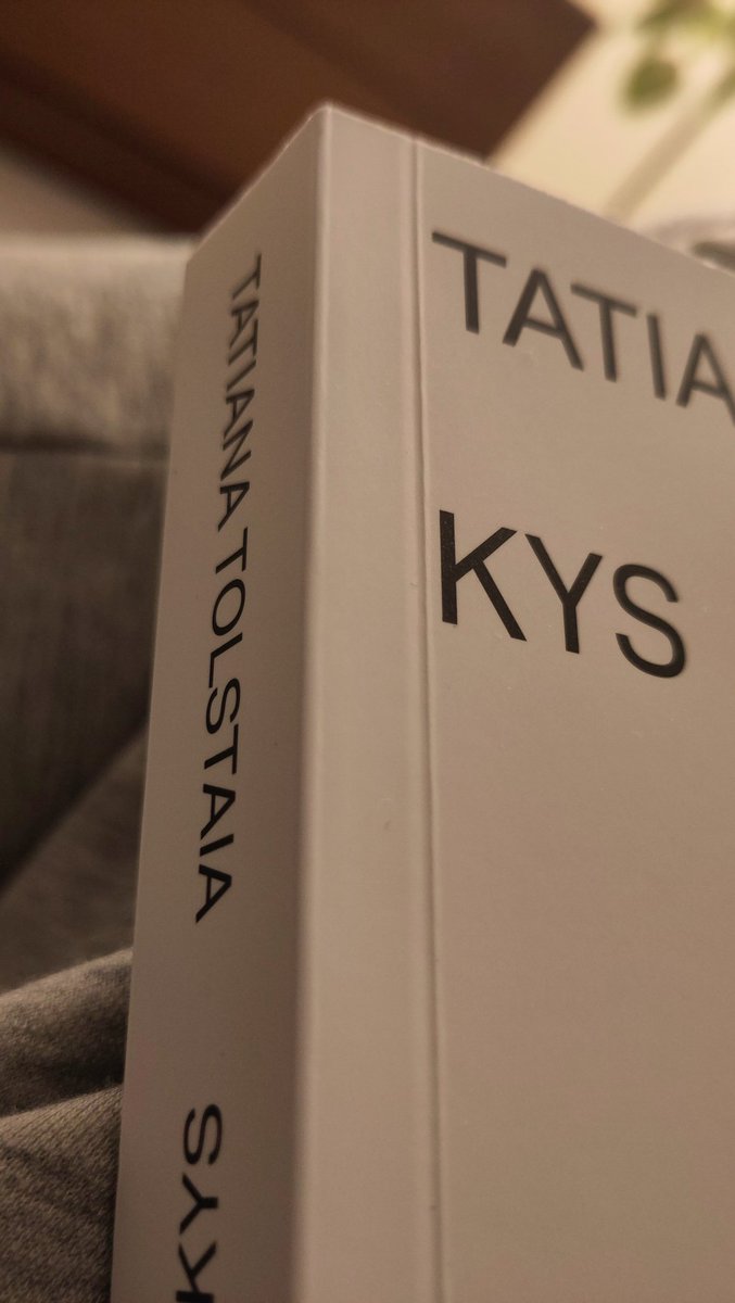 Leyendo en el #DíadelasEscritoras