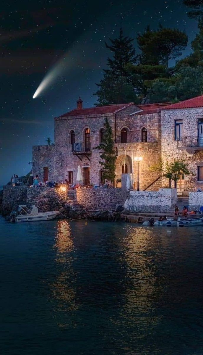 Καλό βράδυ ..!!
📸 Κυπαρίσσι Λακωνίας