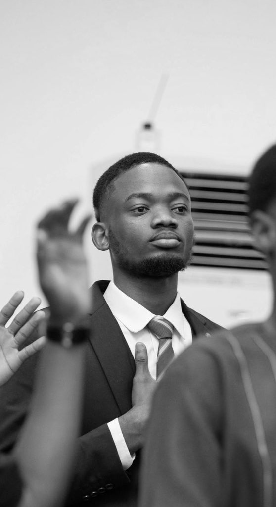 Humbled and honoured to have been sworn in on September 11th as a Member of Parliament for the 17th KNUST SRC Parliament.

Service above self. 🙏🏽🏛️

Conti……. Power🔥🚩