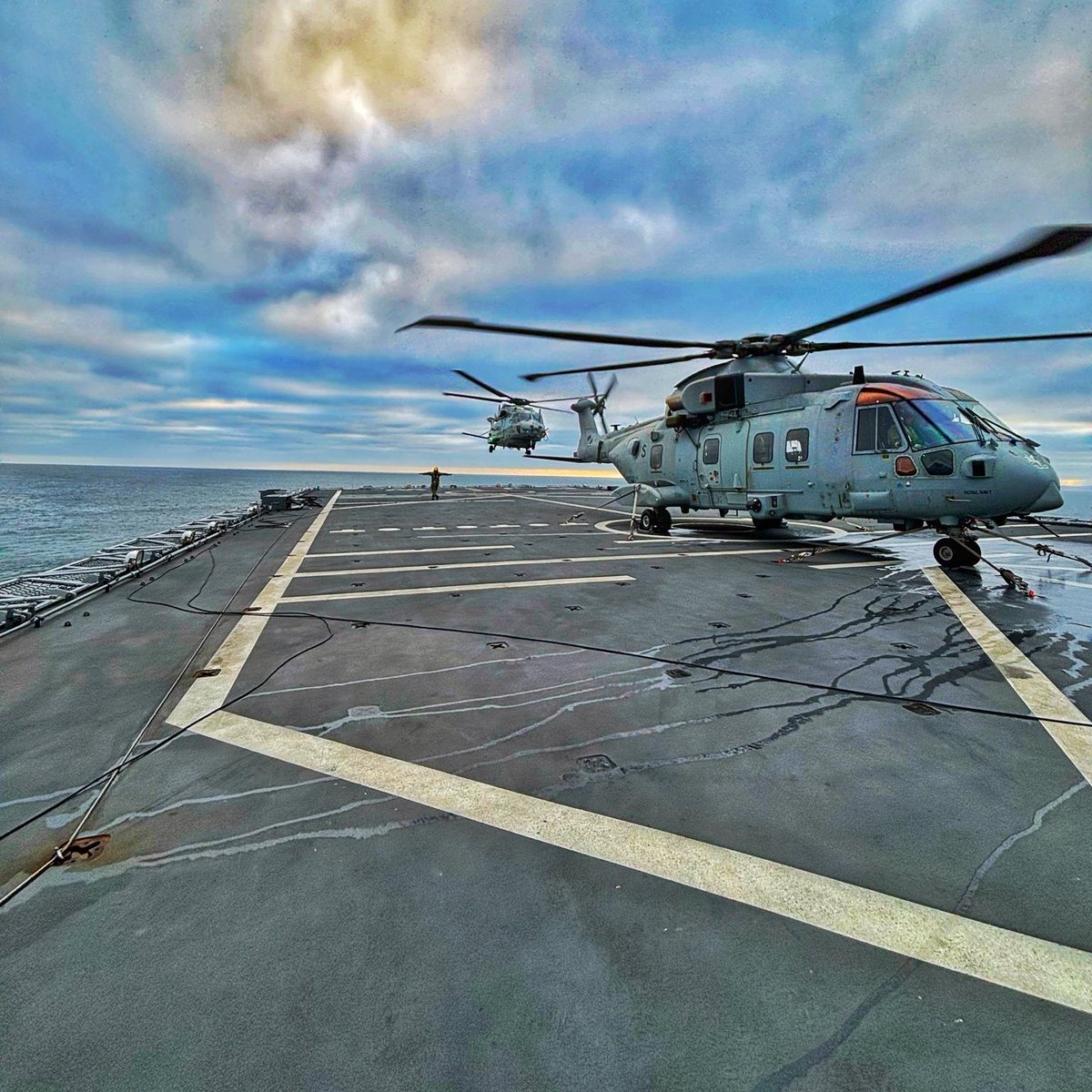 Merlin HC4 Helicopters from 846 Naval Air Squadron have completed a period of integration aboard SNMG1 flagship HNLMS Johan de Witt.

The UK currently has no amphibious vessel with a helicopter hangar.

(Src: <a href="/846NAS/">846 Naval Air Squadron</a>, <a href="/WittsLN/">Luke Witts</a>)