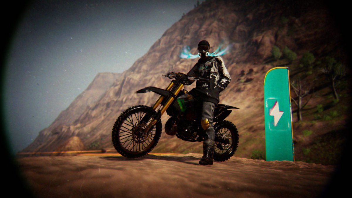 Come on, you’ve had the Dirt Bikes for a few days now... 👀🏍️

Let’s see your best shot!🔥

📸 Acruxia &amp; Isnt_Ethan