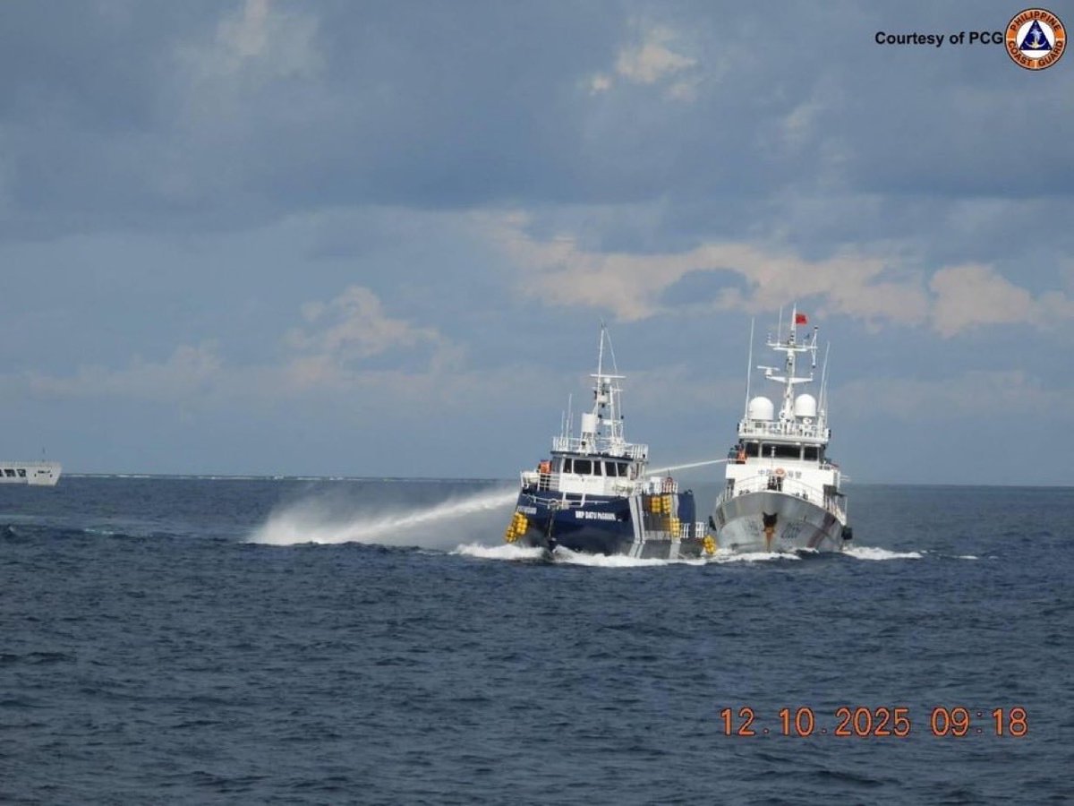A Chinese Coast Guard cutter has attacked a Filipino vessel near Pag-asa Island inside Philippine waters.

Both ramming and water cannons were used by the CCG vessel.

(Src: <a href="/visegrad24/">Visegrád 24</a>)
