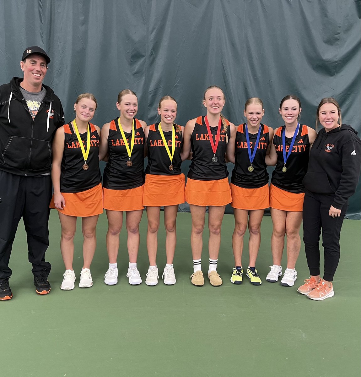 Lots of hard ware from individual Section 1A Girls Tennis! Rylee Thieren and Thèrèse Bauer repeat as Section doubles champions, and Emma Siert will head to State in singles! Congratulations players and coaches!