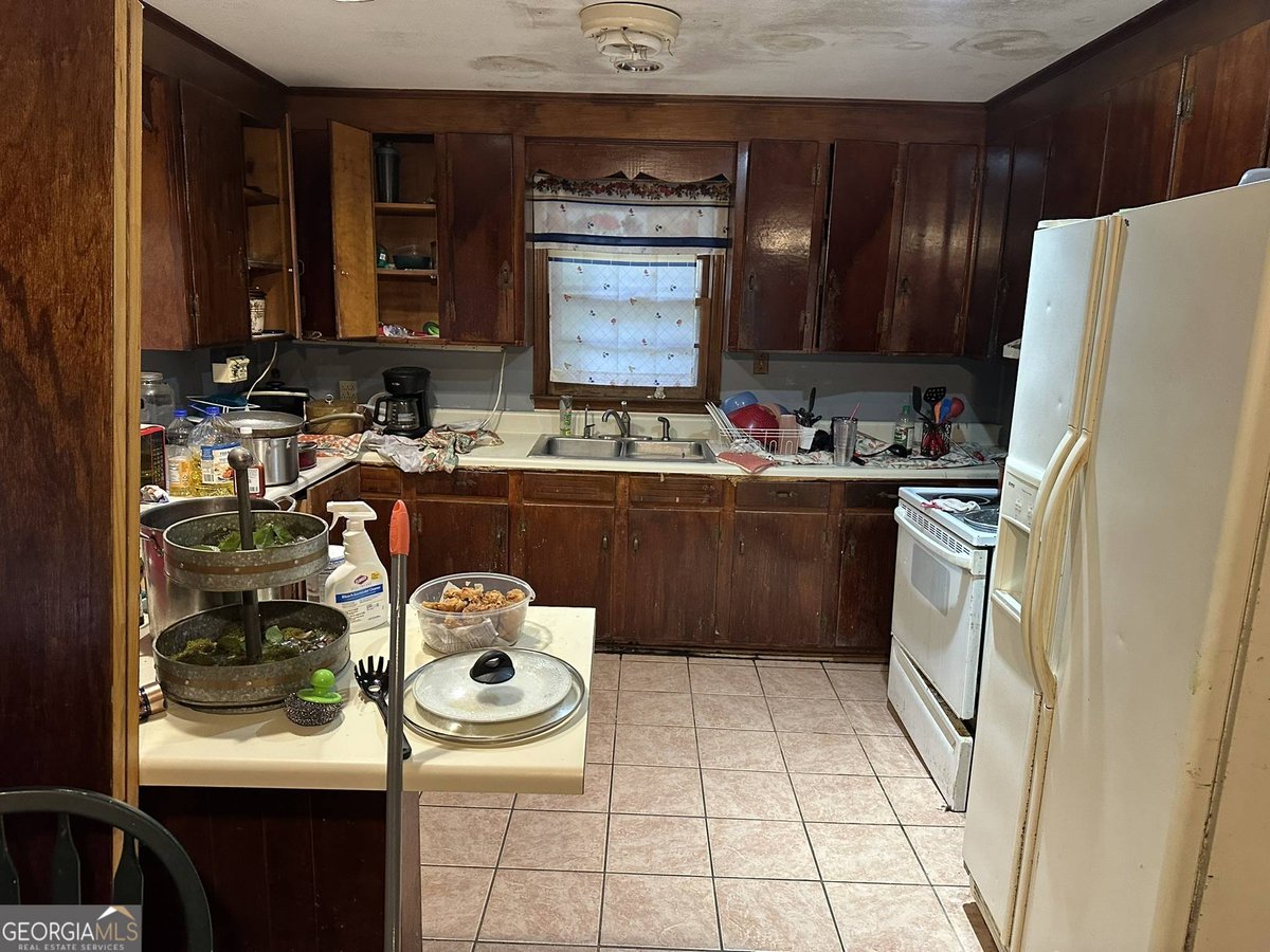 New Listing Price: $95,000
782 Sunset RD, Canon, GA 30520 is a fantastic property with 2 bedrooms and 2.0 bathrooms.
See more here: searchatlantahomesforsale.com/d8rdtn5o