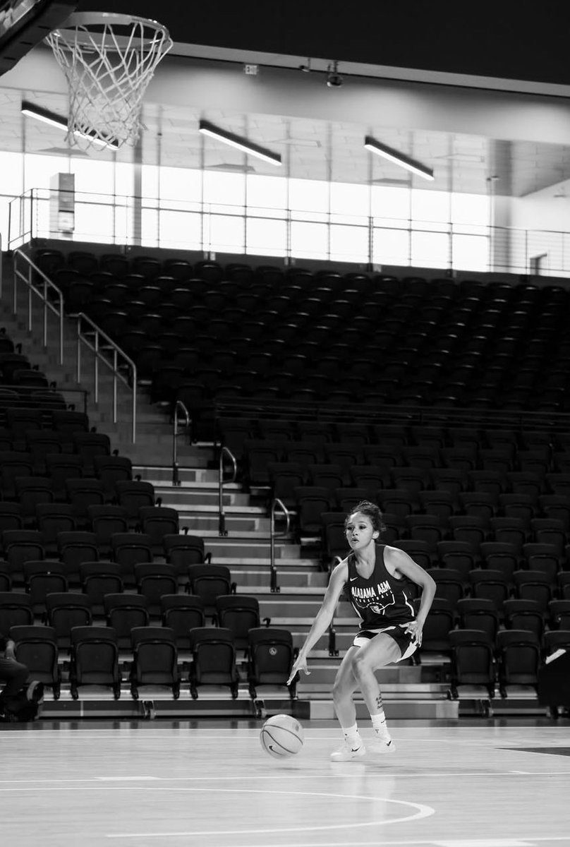 WimberlyVanessa's tweet image. #3 on the hill 🔐#aamuwbb #CollegeBasketball #wnba #BigEnergy  #heartoverheight