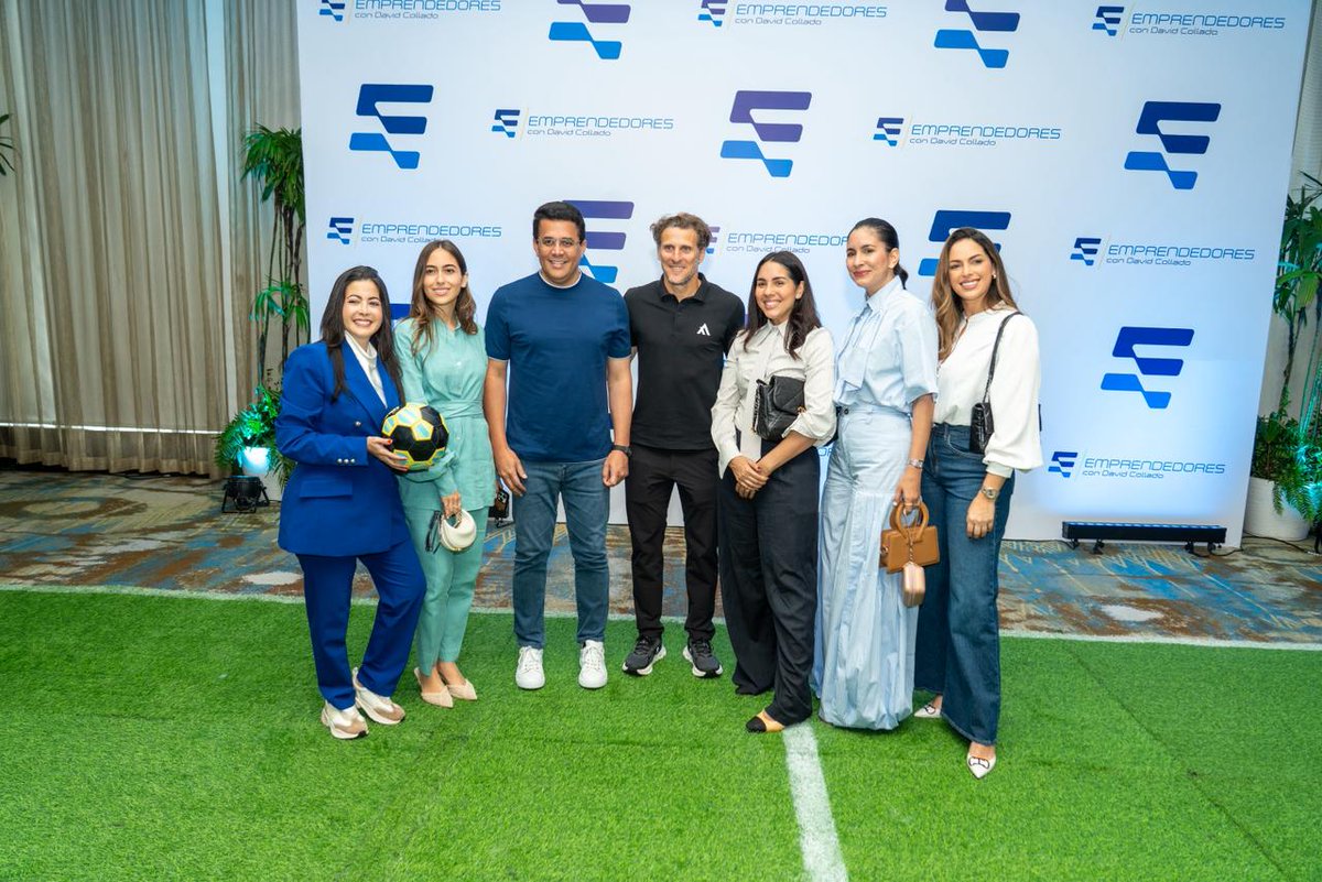 Forlán compartió su admiración por la belleza y la gente del país, donde su familia quedó "enamorada". La visita incluyó una emotiva clínica de fútbol con niños dominicanos. ​El deporte como motor de desarrollo y proyección. #TurismoDeportivo #DiegoForlan