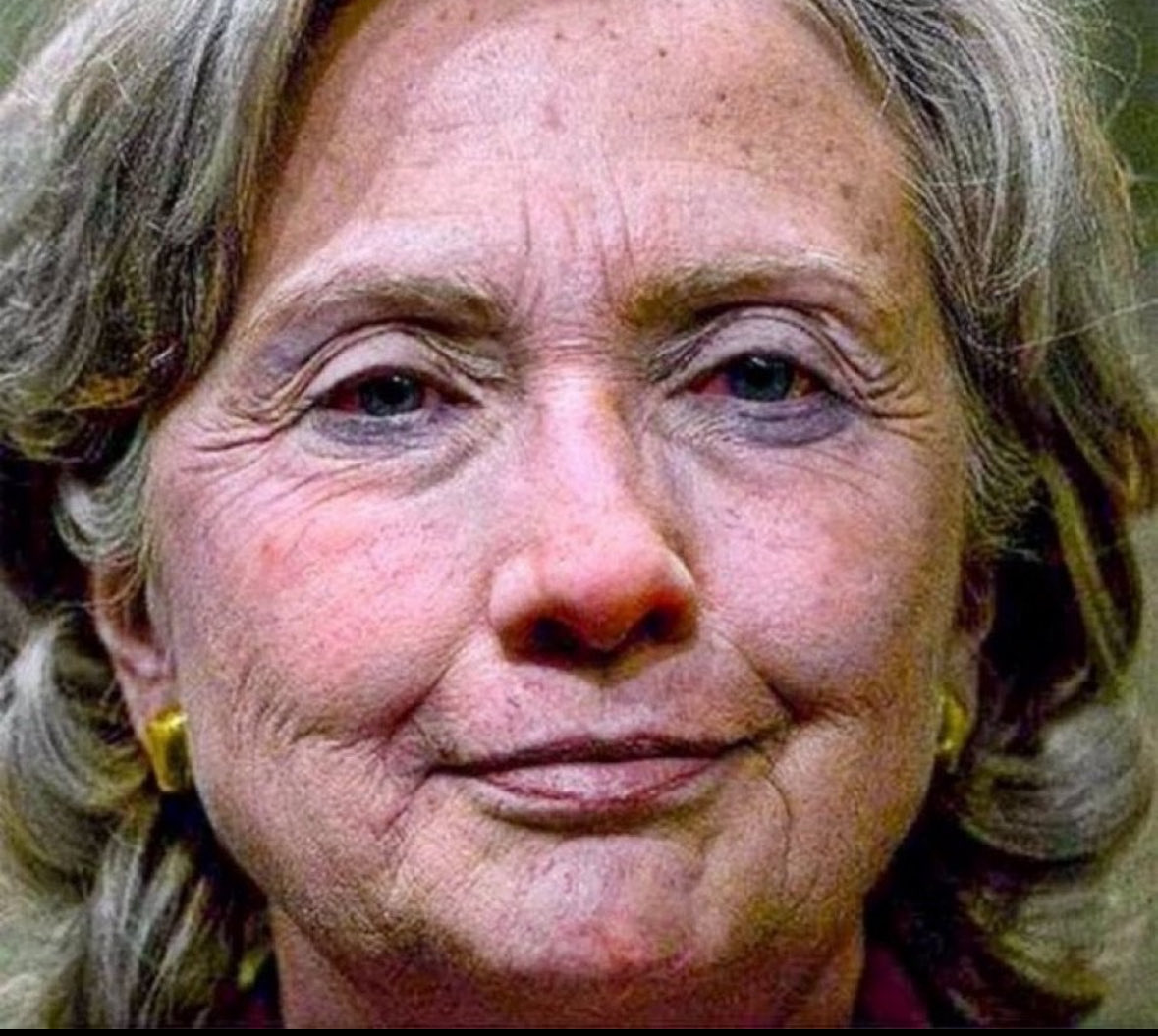 TrumpsHurricane's tweet image. Can you name something Hillary Clinton is good at ??