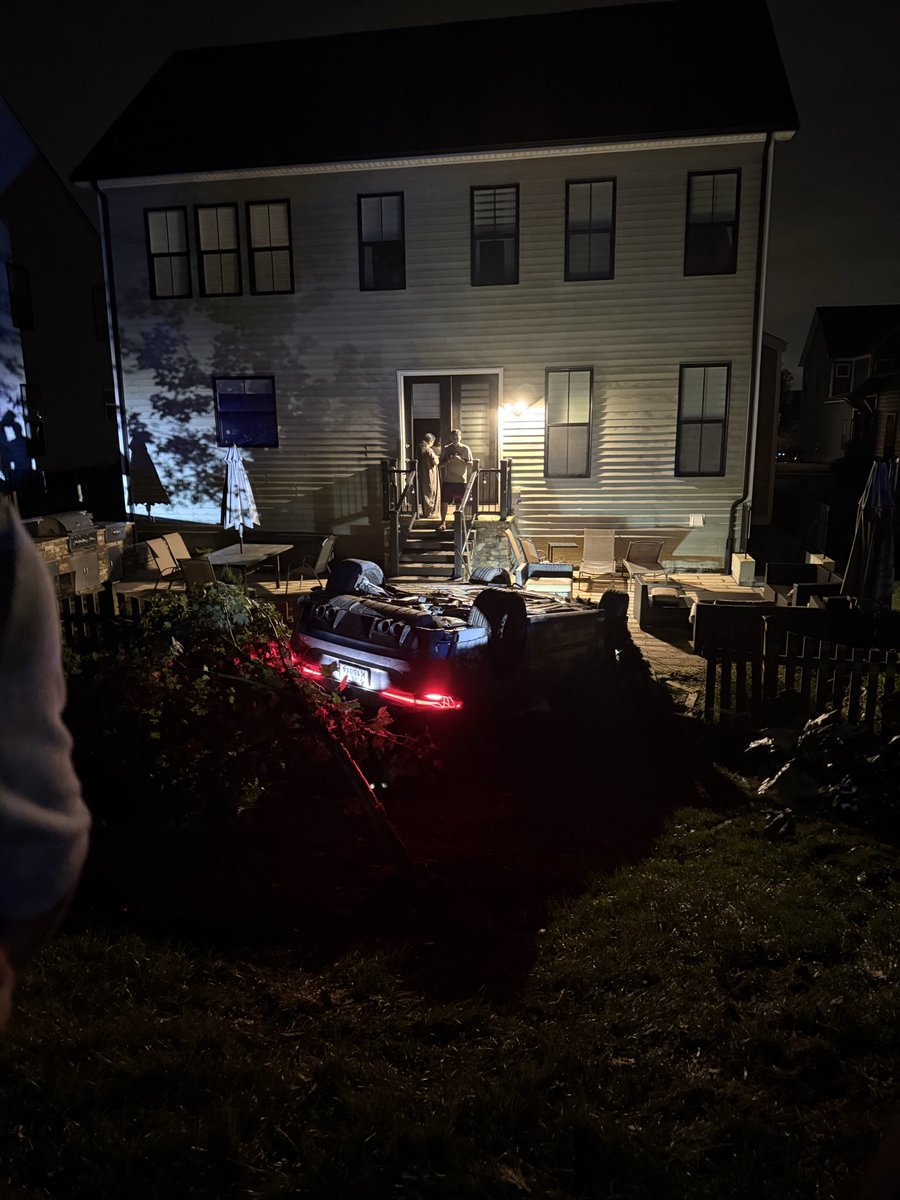 Esar Noor tweet media