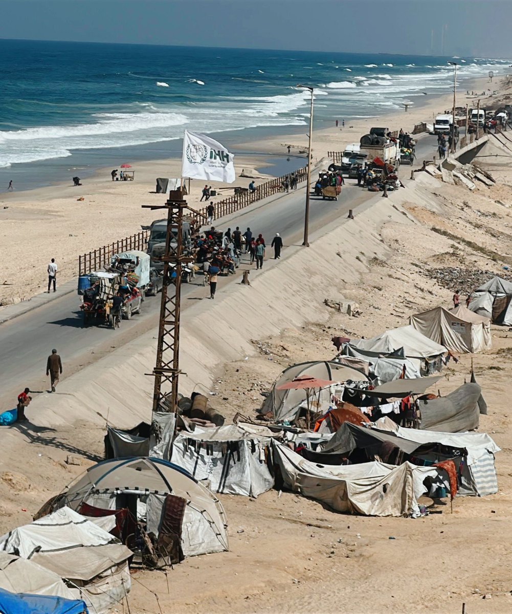 ACILAR BİTENE KADAR BURADA KALACAĞIZ!

Evlerine geri dönen Gazzelileri karşılıyoruz.

📍 Gazze