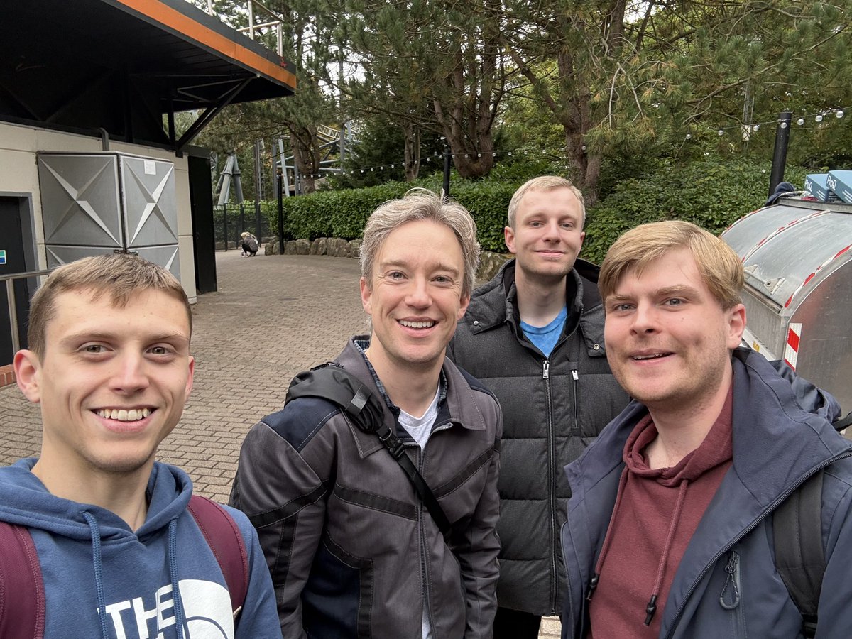 Liam 🎢 🎭 tweet media