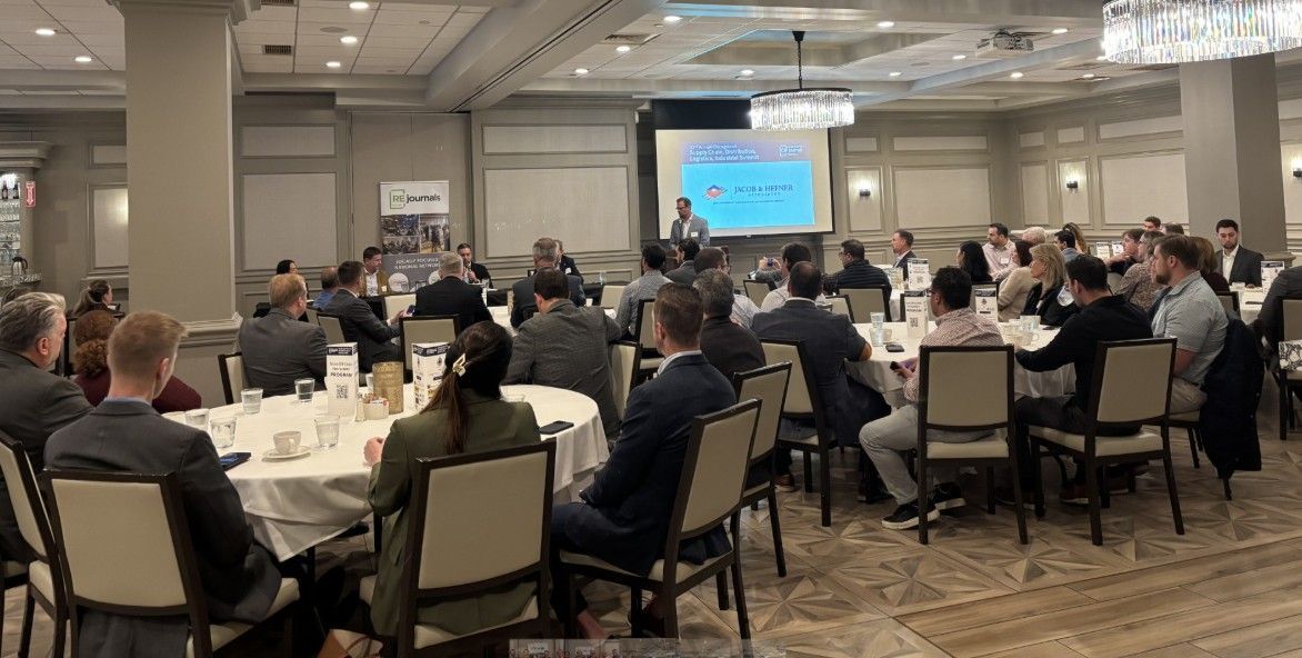 Chicagoland Supply Chain, Distribution, Logistics and Industrial Summit: Painting a picture of a still-strong sector – REJournals rejournals.com/chicagoland-su…