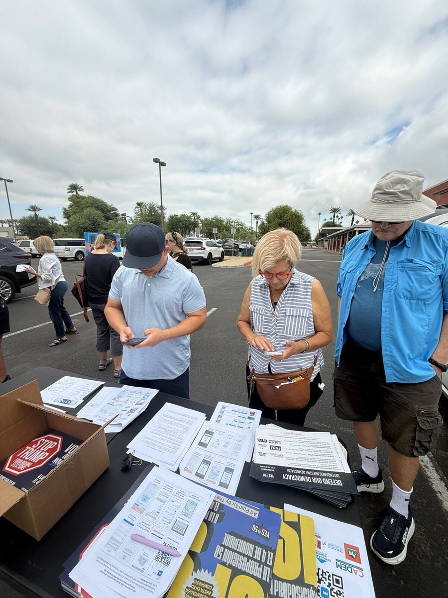 OfficialRCDP's tweet image. Great turn-out in Palm Desert on Saturday for our Prop 50 Day of Action! Working with CADEM using the PDI app has everyone across the state working together to save democracy!
#Yeson50 #thisiswhatdemocracylookslike