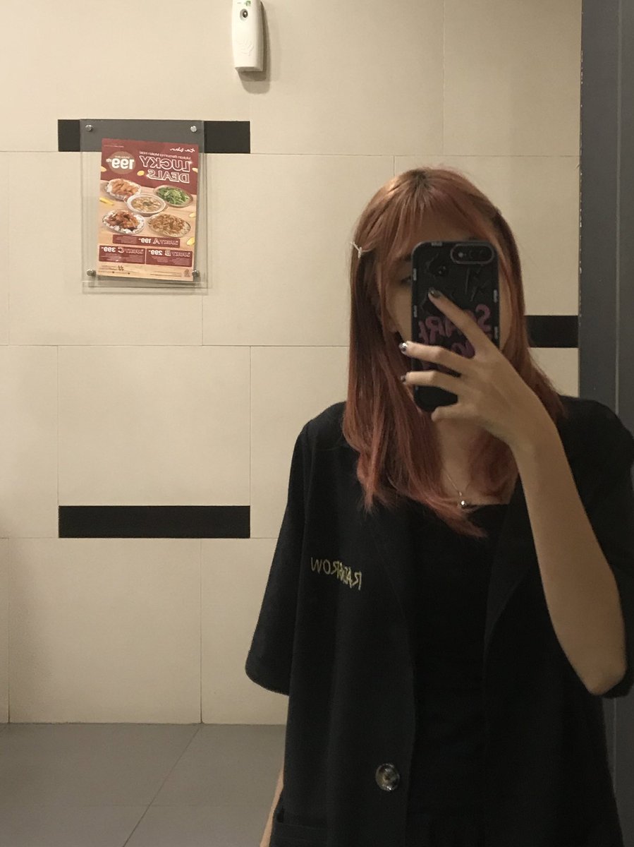 buburayamn's tweet image. kerja 20% sisanya mangan