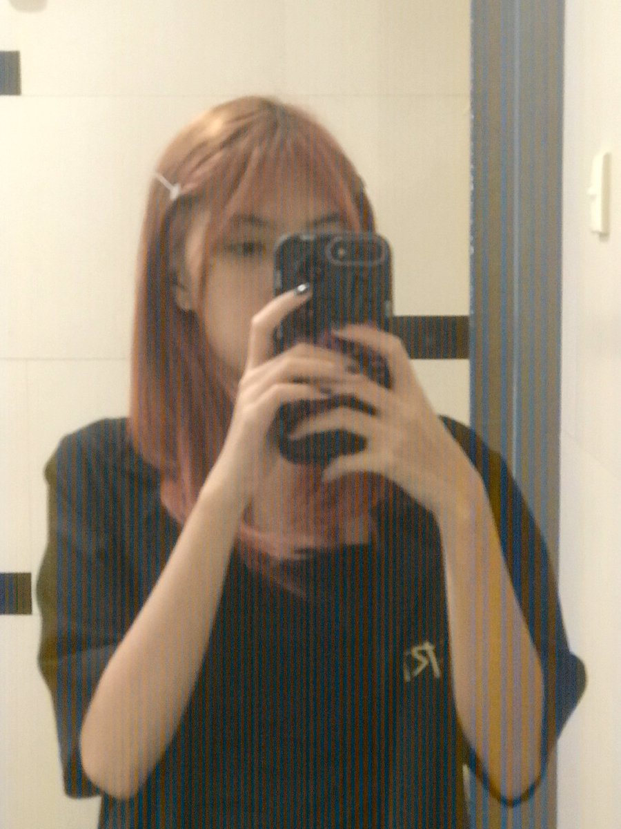 buburayamn's tweet image. kerja 20% sisanya mangan