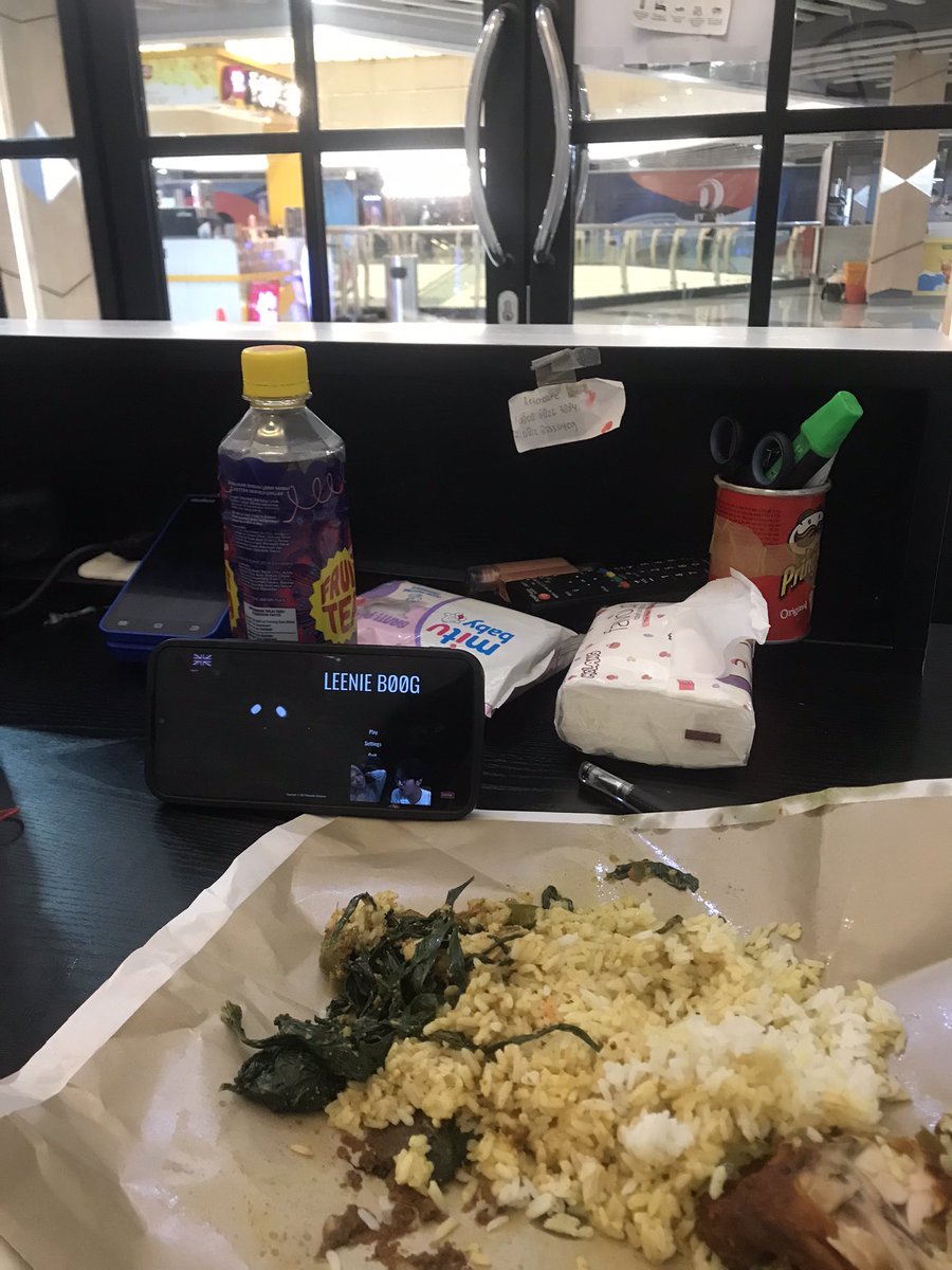 buburayamn's tweet image. kerja 20% sisanya mangan