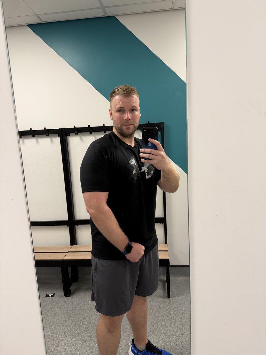 Williams_Dan10's tweet image. Feels so rewarding looking at old photos compared to now! #ProgressNotPerfection #weightloss