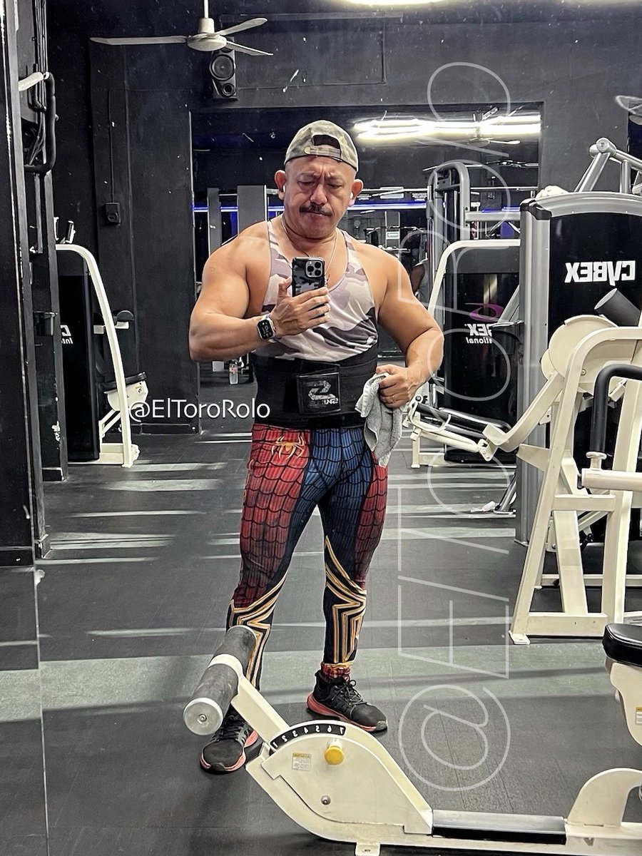 ElToroRolo's tweet photo. ¿Quién va a querer telaraña caliente post entreno? 🕸️🫵🏽
#DILF #NSFW #rucodegym #feorucoypelón #sudordeentreno #hotdaddy #lunesdemotivación https://t.co/HEqCXor8KK