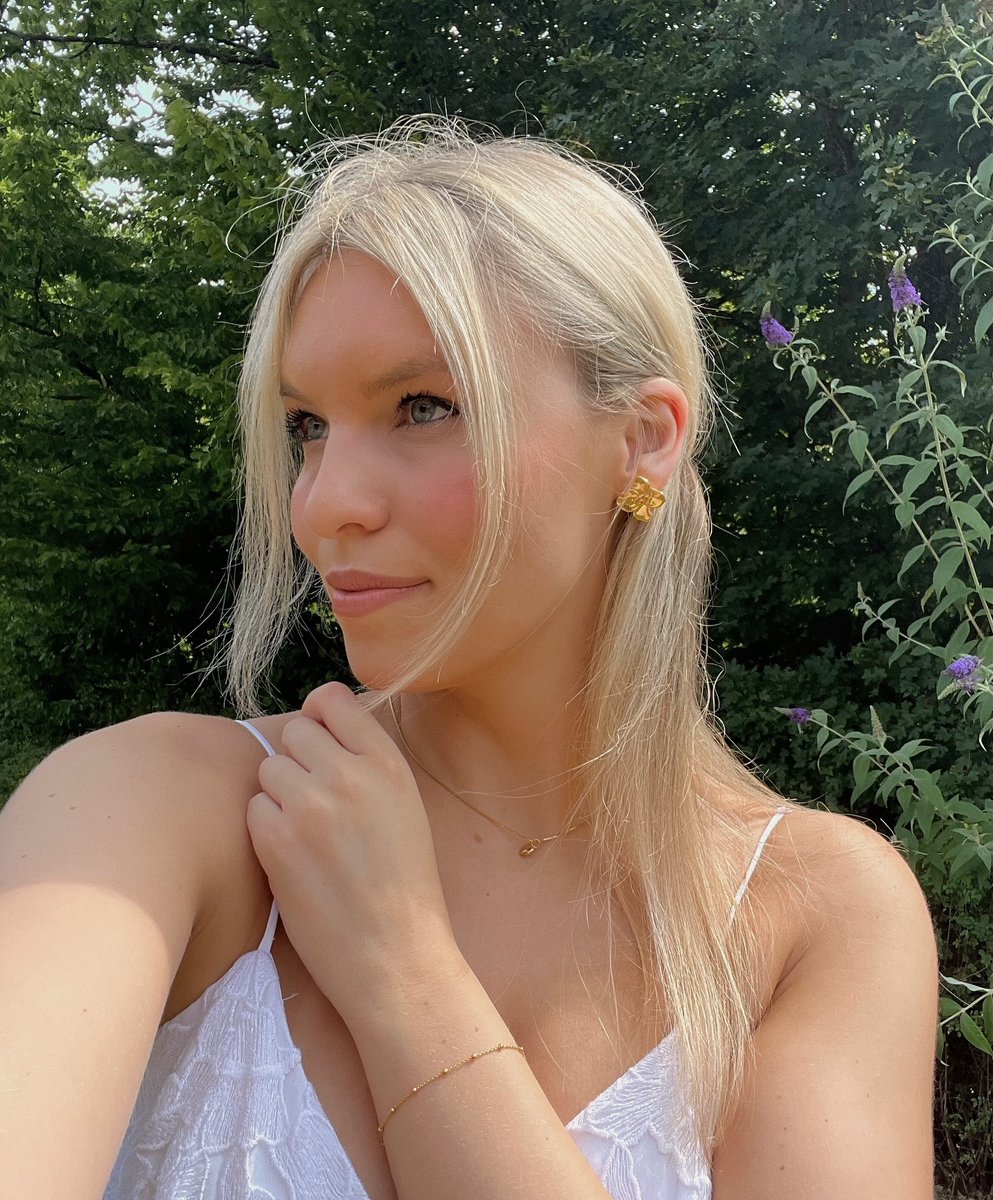 Emilia_2025's tweet image. I'm a Trump supporting independent woman ☺️ but nobody see my posts. 🙄
Drop a '🇺🇸' if you're seeing this post.
#MAGA #Patriots #AmericaFirst