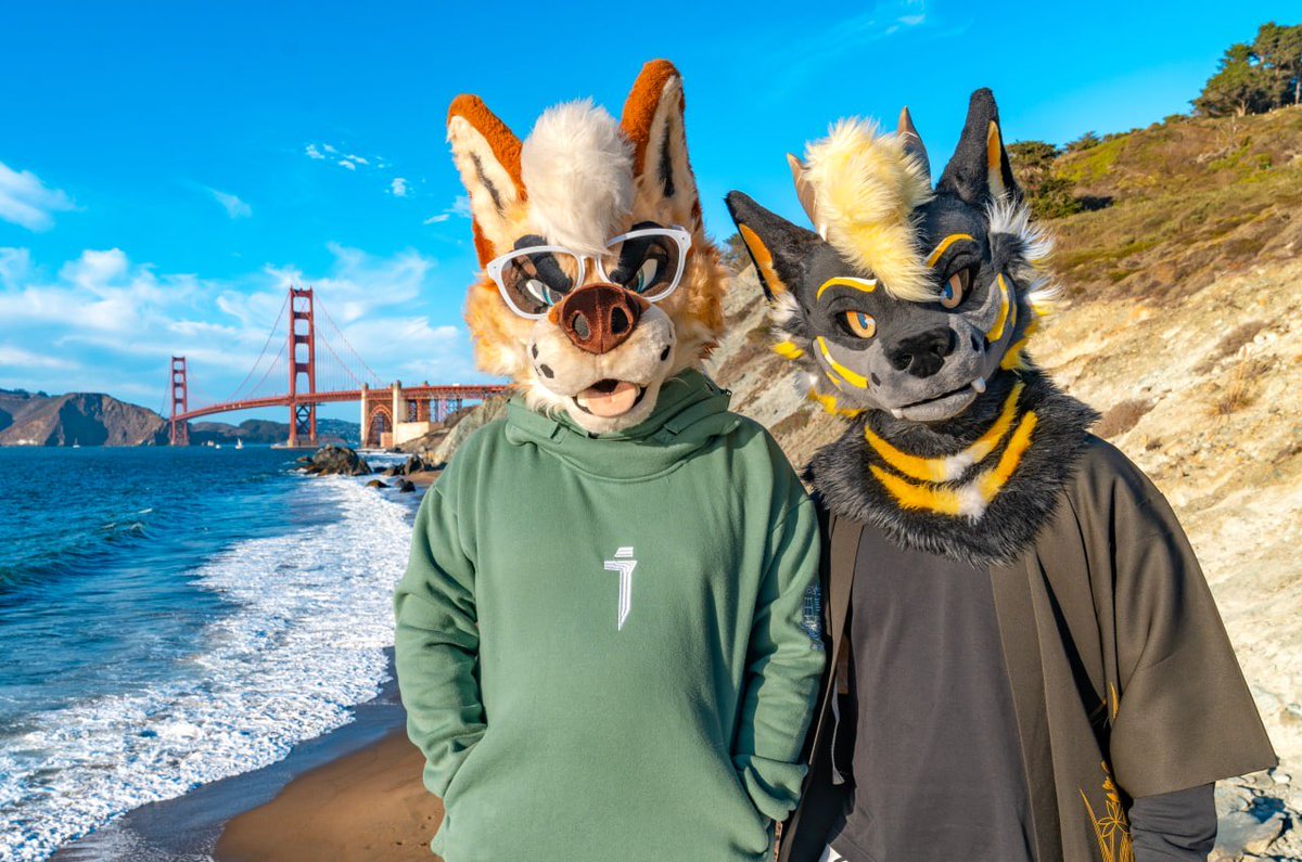 ☀️ Beach Boys Best Boys ☀️ 

One of my favorite besties, <a href="/MigoMutt/">ミーゴー💢⃤ MIGO</a>, here in the Bae Area~

📸: <a href="/ChatahSpots/">Ｍｉｇｏ💢🔜🇰🇷SK,🇹🇼Infurnity,🇯🇵Kemocon</a>