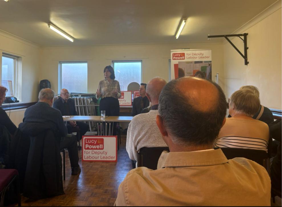 Good but difficult conversations at Lucy Listens in Doncaster. 

Many good Labour councillors lost in May through no fault of their own. Doncaster now lives with a Reform dominated council. We must avoid a repeat of this in the elections this May. From day one as Deputy I will
