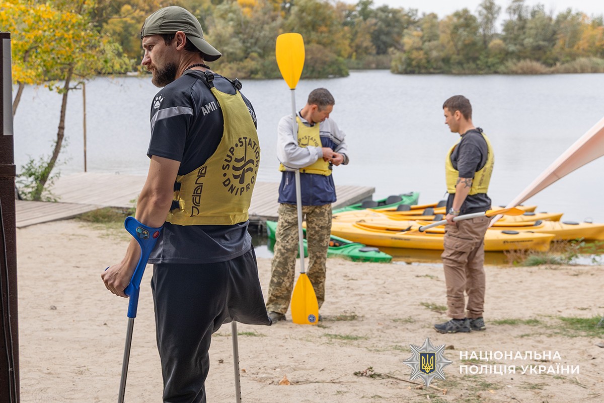 GUNP_Dnipro's tweet image. Ветерани проходять реабілітацію на воді: у Дніпрі відбулися заняття з каякінгу
Джерело: dp.npu.gov.ua/news/veterany-…
@34_tv
@news112ua
@istv
#Поліція #Дніпро #новини