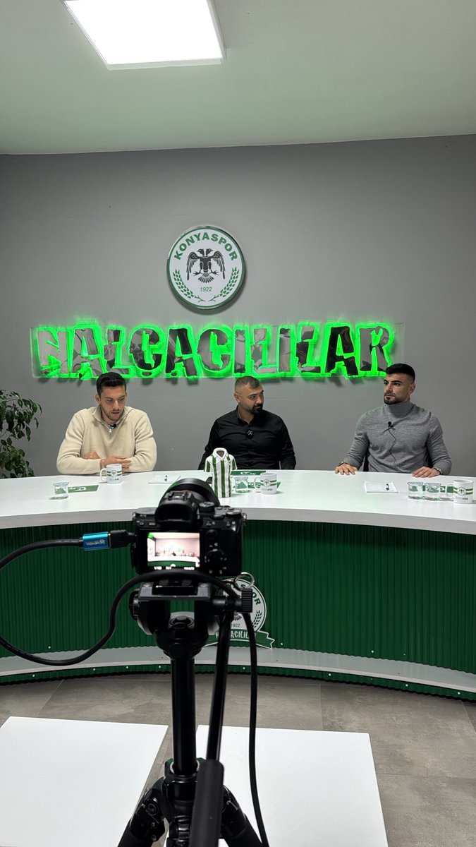 Nalçacılılar TV Youtube’da canlı yayındayız.

youtu.be/ri45kjRlzeA

#Nalçacılılar