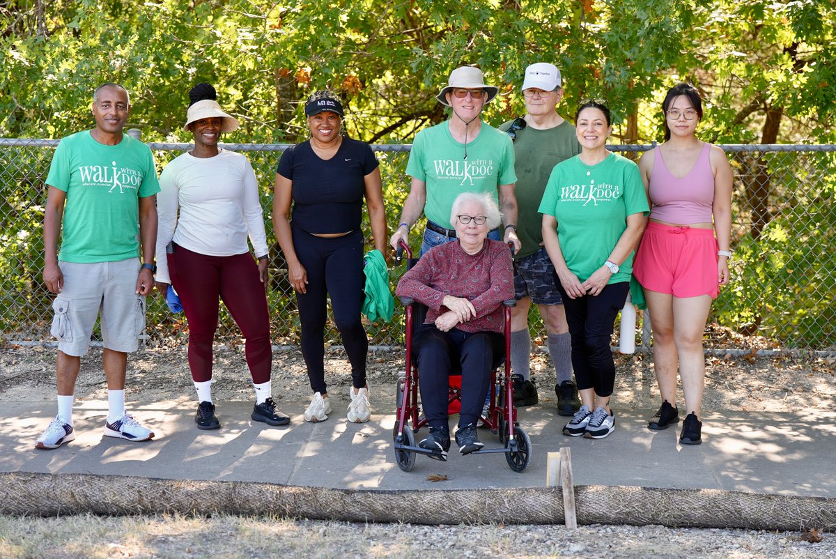 DCHHS's tweet image. It was a fantastic day for our #WalkWithADoc event this past Saturday! 🚶‍♀️🚶‍♂️ Huge thanks to Dr. Lozano for leading the walk and sharing valuable health insights. ❤️

💨Fresh air, exercise, and great conversation—a perfect way to boost your well-being. See you at the next one! 💪