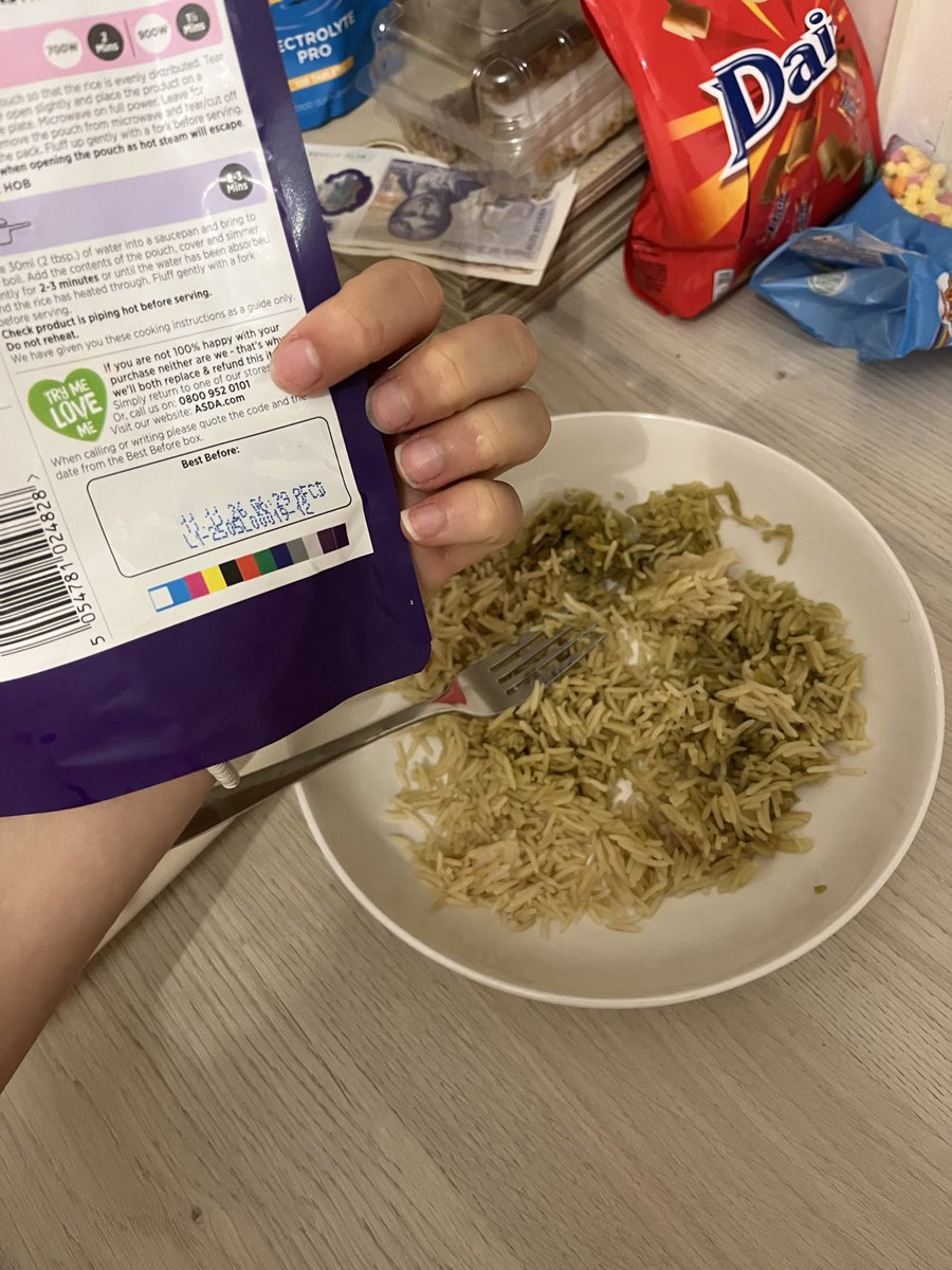 chloebailey_015's tweet photo. @asda that is disgusting https://t.co/mYlBljgU8j