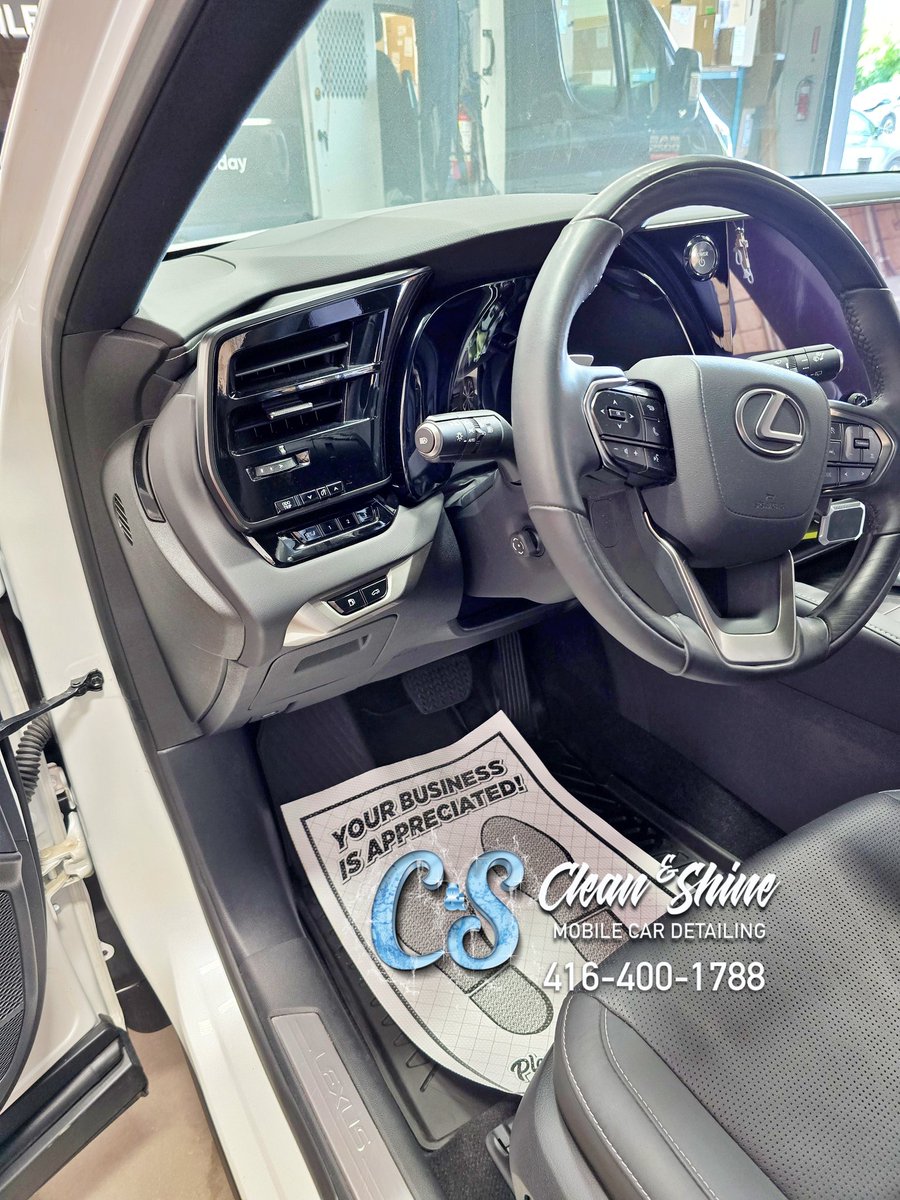 CleanNShine2day's tweet photo. 416 400 1788 
https://t.co/zOfc1NdhgI 
Clean &amp; Shine Mobile Car Detailing Inc. https://t.co/21AbxbbQXz