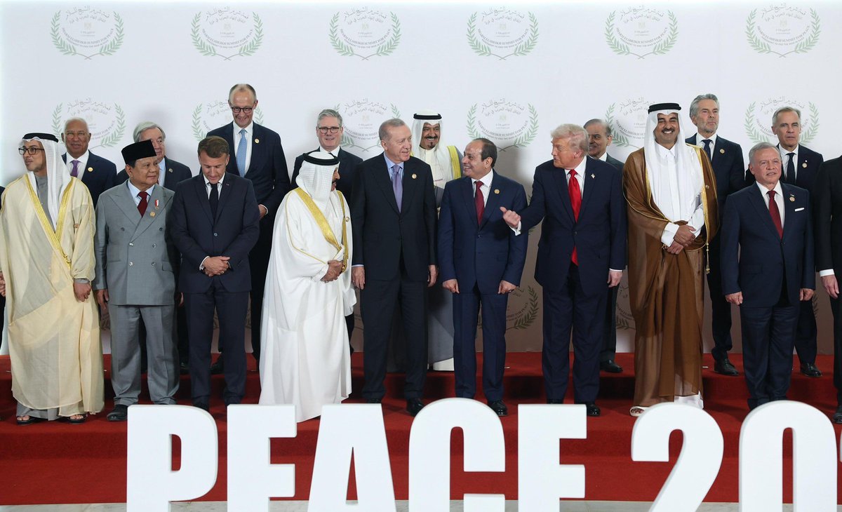 Reis-i Cihan 🇹🇷 

#KüreselLiderErdoğan 

<a href="/RTErdogan/">Recep Tayyip Erdoğan</a>