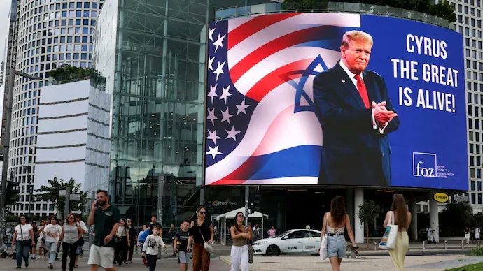 “Cyrus the Great Is Alive”: Israelis Hail Trump as a Modern Liberator After Hostage Deal open.substack.com/pub/iransofara…