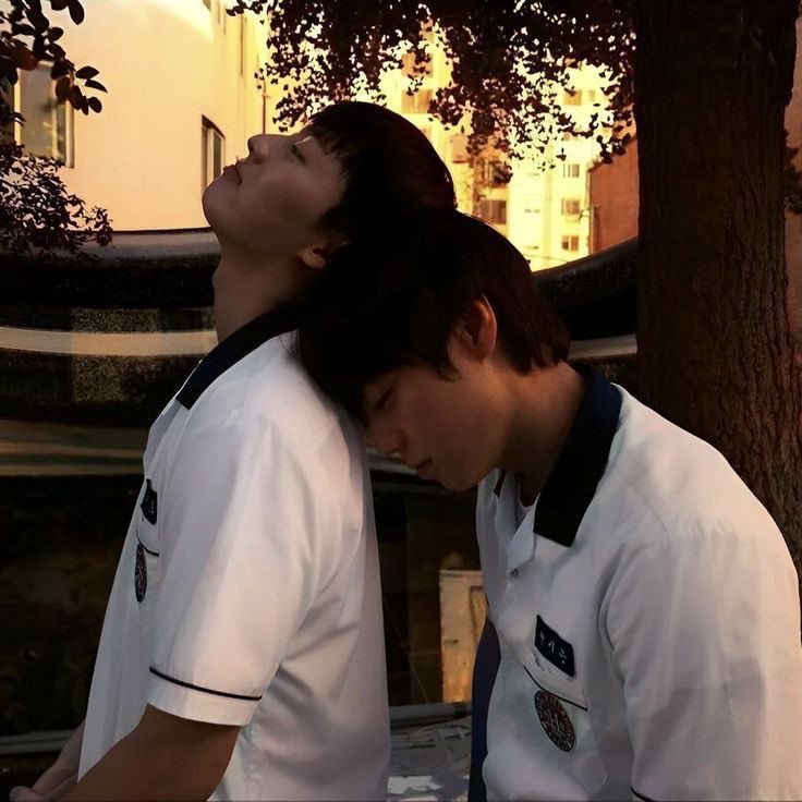 kiikiter's tweet image. Is this niche