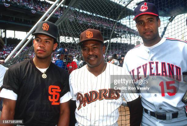 My deepest condolences to my Friends and Teammates Roberto and Sandy Alomar Jr. for the passing of their Father Sandy Alomar Sr. An amazing human being and baseball leader. May he RIP. Blessings! 
Mis Condolencias a Roberto y Sandy Alomar por el fallecimiento de su Padre. Gran