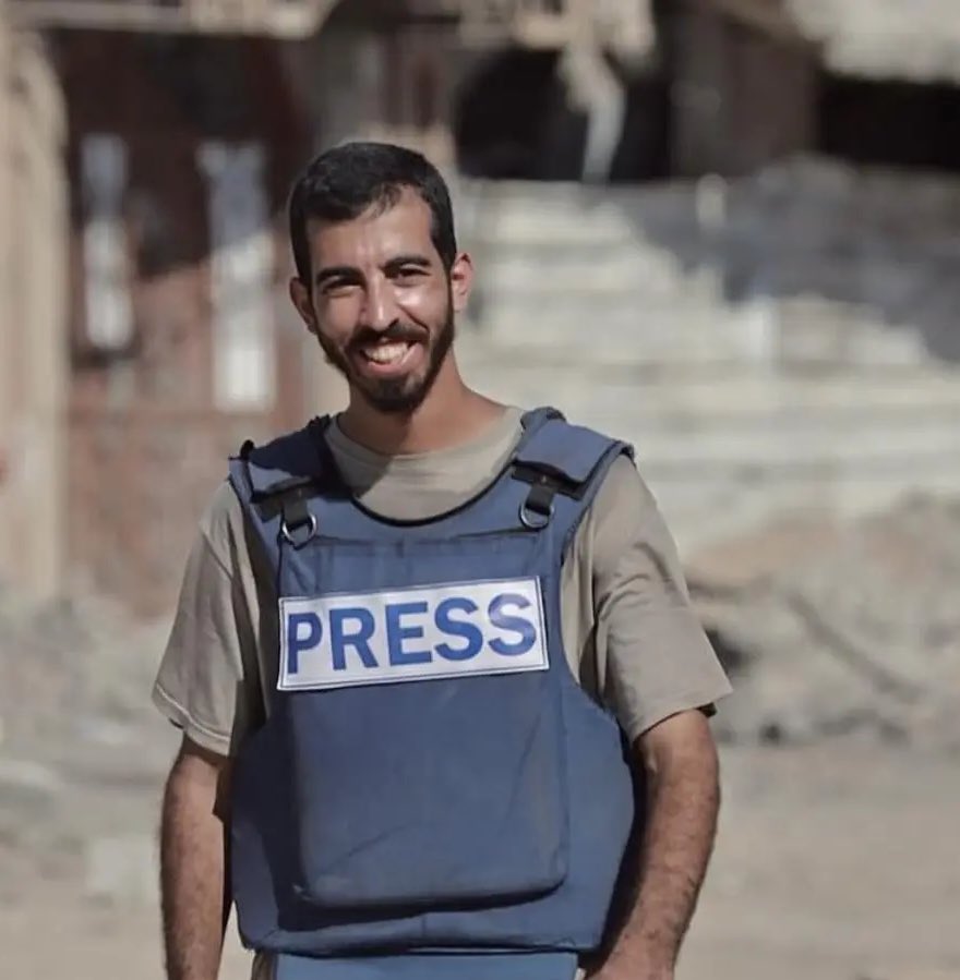 İsmail Alghoul
Hüsam Şabat
Enes Eş-şerif
Salih Elcaferavi
Hepsi 20’li yaşlarında, gencecik ama çok ciddi kitlelere seslerini duyurabilen gazetecilerdi. Suikaste uğramasalardı, soykırım sona erdikten sonra da belki ülke ülke gezip 50-60 yıl daha İsrail’in suçlarını anlatacaklardı.