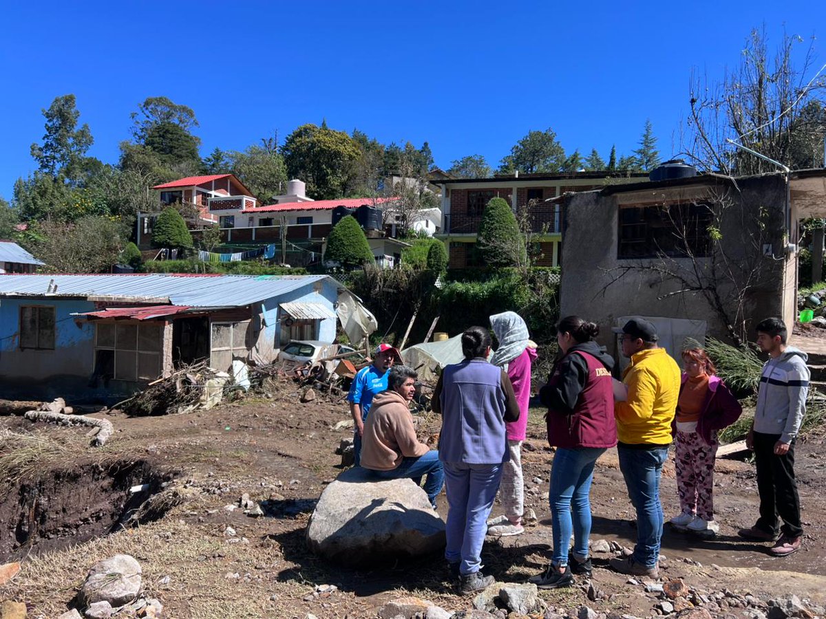 juliomenchaca_'s tweet image. Los Servidores del Pueblo recorren las comunidades para escuchar y atender directamente a las necesidades de las familias.
Su labor en territorio fortalece la coordinación y garantiza que el apoyo llegue donde más se necesita.
#HidalgoUnido
#PrimeroElPueblo