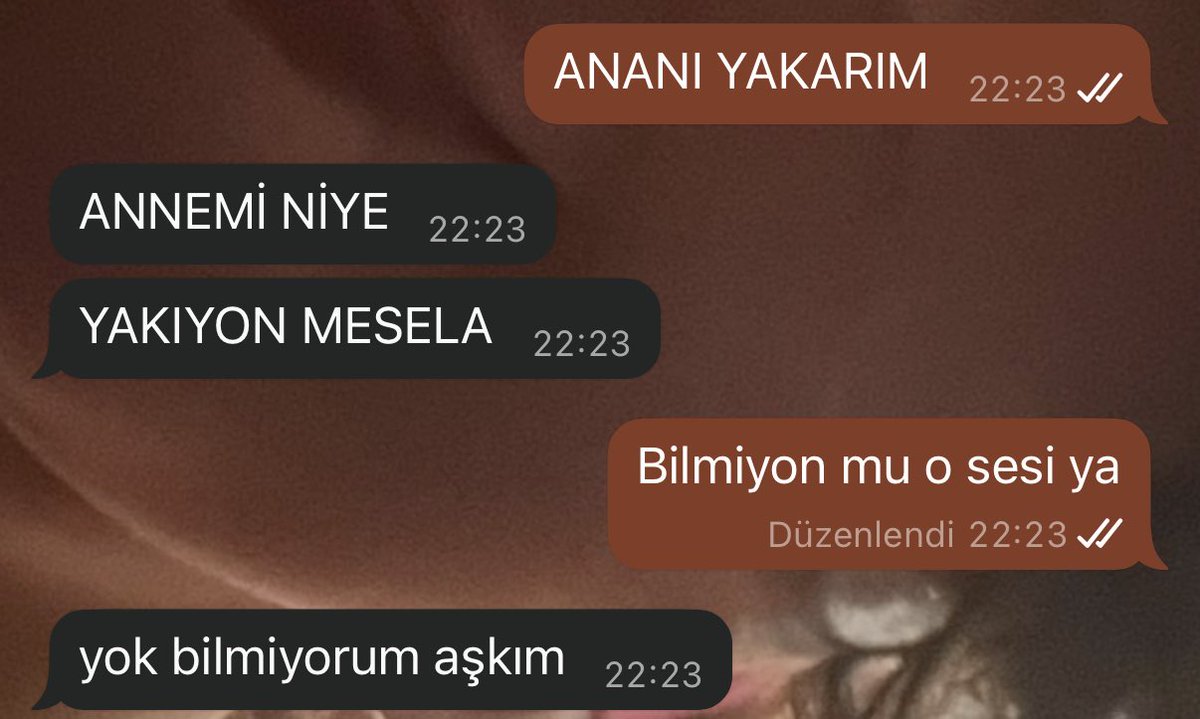 Manitaya kendini geliştirmeyi yasaklayıp günde en az 5 saat TikTok yazıyorum