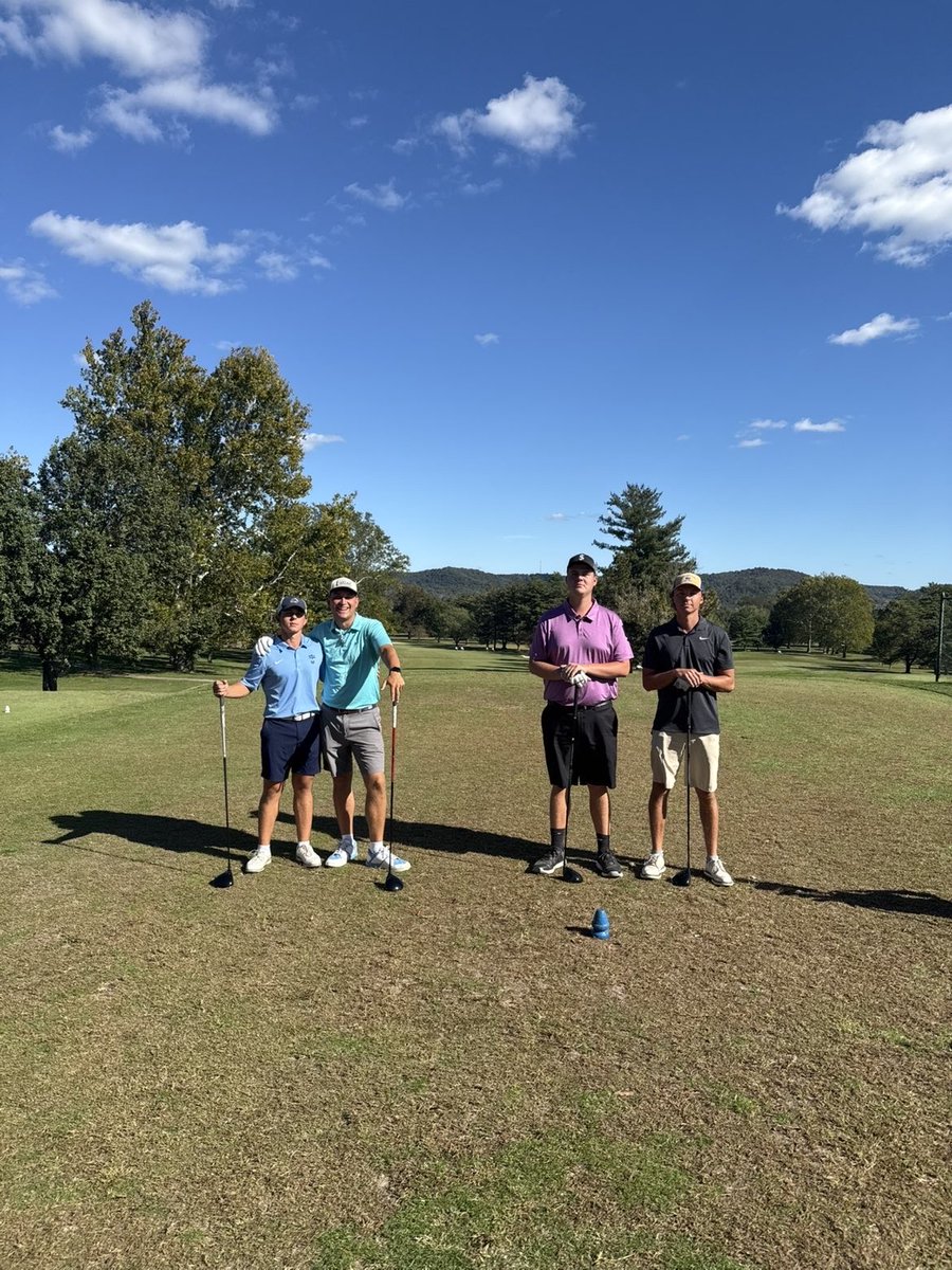 Match #2: Hunter &amp; Ross vs Log &amp; Forrest