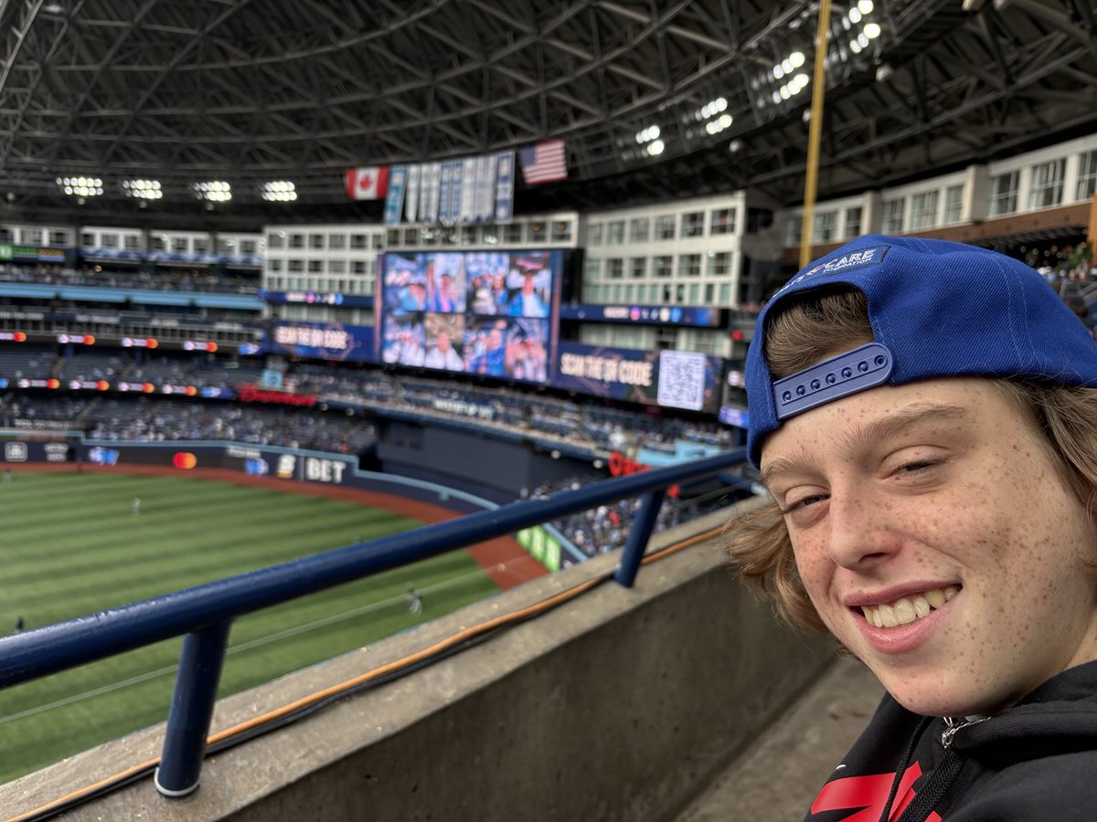 johnnyg16's tweet photo. ⁦@BlueJays⁩ go Jays!! https://t.co/RlFf31fqIa
